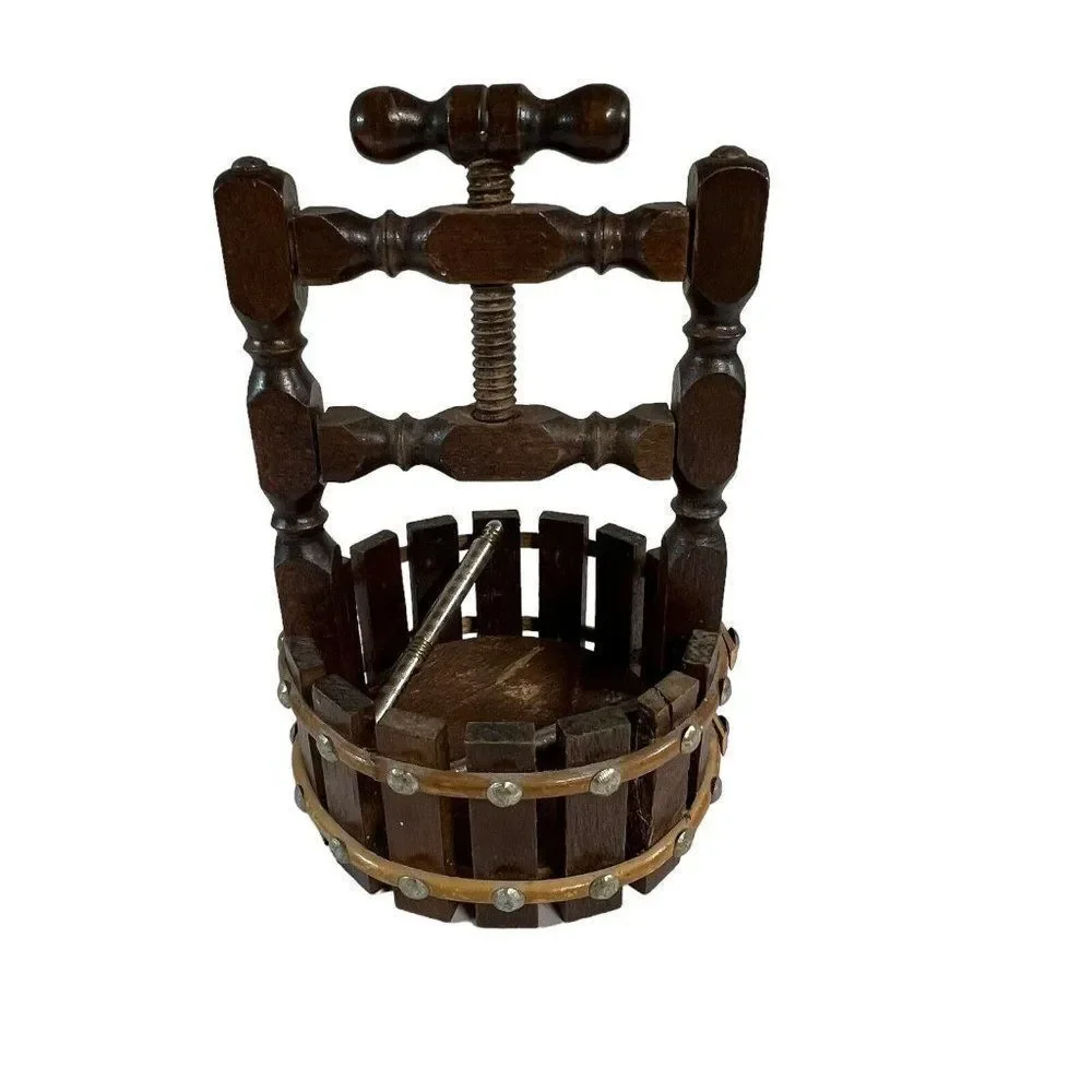 Wood Classic Wishing Well Nut Bowl Cracker Six Nut Chrome Retro Barware Vintage
